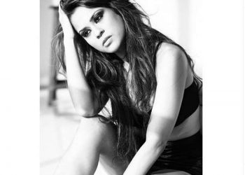 Bollywood Actress Sana Saeeds father passed away