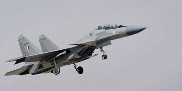 Sukhoi will shower flowers in the sky above the hospital in honour of Corona Warriors