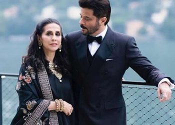 Anil kapoor told his love story on twitter