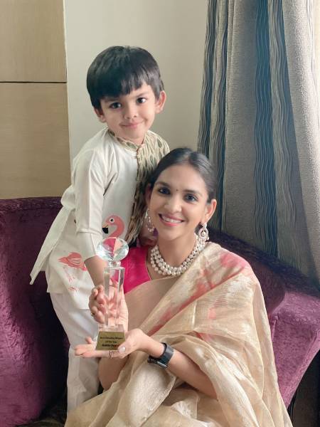 Influencerquip Presents The Best Mom Blogger Of The Year, Riddhi Deorah, Parenting Expert & Influencer