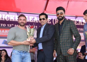 Rajwada cricket league Chiraman .Amin pathan invites to  special guest Sohail khan  Bollywood actor