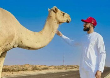 The well known artist of Dubai Nadir Bin Nasir moves his direction to the top, acquiring a huge Instagram supporter base