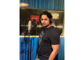 Shinning as gold in the music niche is an ace music producer, Thenitishnagar.