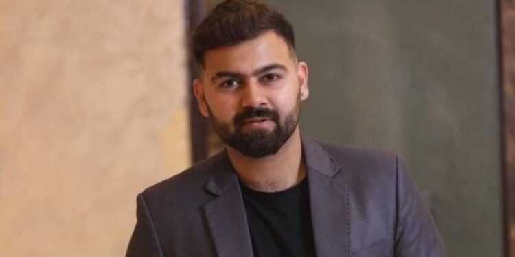 Meet Varun Attri, who has contributed heavily to the salon industry and has been making his name prominent.