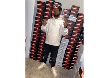 Meet the Guy Who Supplies Sneakers to The Hollywood