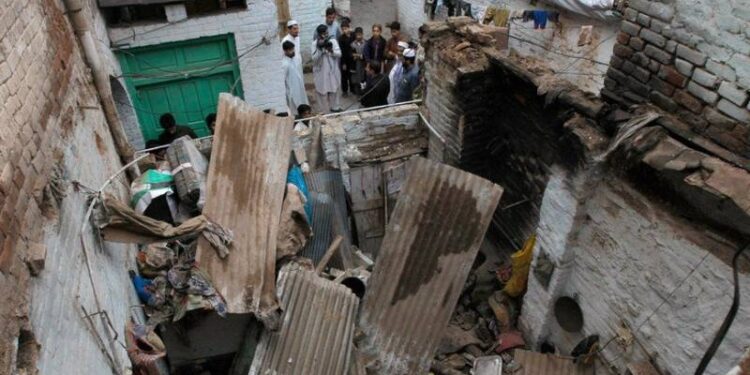 At least 1,000 killed in devastating in Afghanistan earthquake