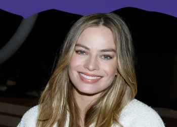 Margot Robbie Celebrates 32nd Birthday with Pink Barbie Cake on Set of Greta Gerwig’s Barbie film