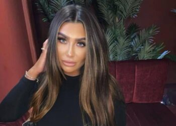 Baby Lorena’s ashes have been picked up by Lauren Goodger after her death: ‘She’s with us at home’