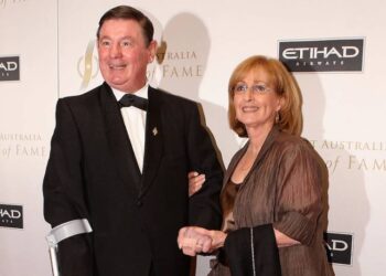 Jean-Pierre ‘Johnny’ Famechon, former world featherweight boxing champion, dies at 77