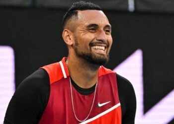 Nick Kyrgios continues winning form with victory over Daniil Medvedev