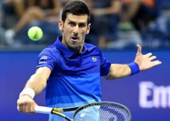 A dominating start for Djokovic in Tel Aviv