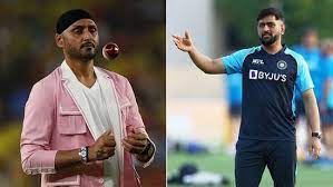 Harbhajan Singh did not like a fan tweet applauding MS Dhoni’s contributions because he pointed out its flaws