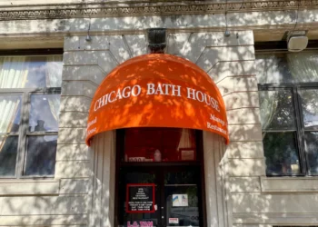 Exploring Chicago’s Bathhouse Scene: A Nostalgic Journey
