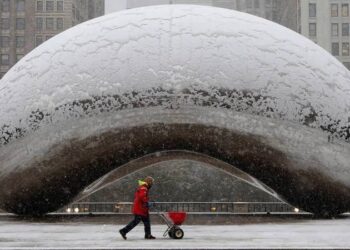In the Chicago area, when does winter start? The winter solstice: a few facts