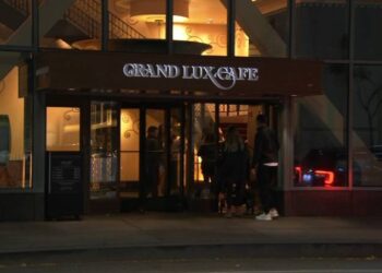 The Grand Lux Café on Magnificent Mile will permanently close soon