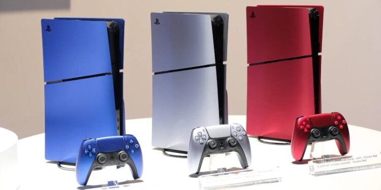 Sony’s New Pearlescent PS5 Colors will Brighten up Your Gaming Station