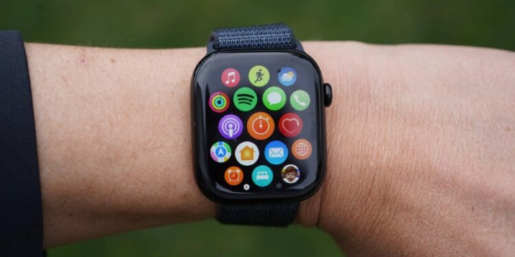 New Feature for Your Apple Watch Is Easy to Use But Beneficial