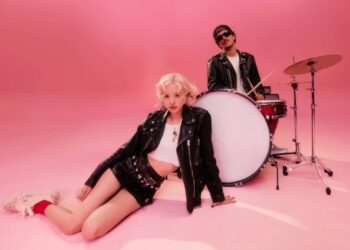 “APT.” by ROSÉ and Bruno Mars is the Only K-Pop Song to Ever Reach the Top of the Pop Airplay Chart