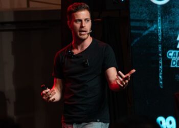 AI-Powered Sales Tech: Can Argentina’s Dragonchat Make Waves in the U.S.?