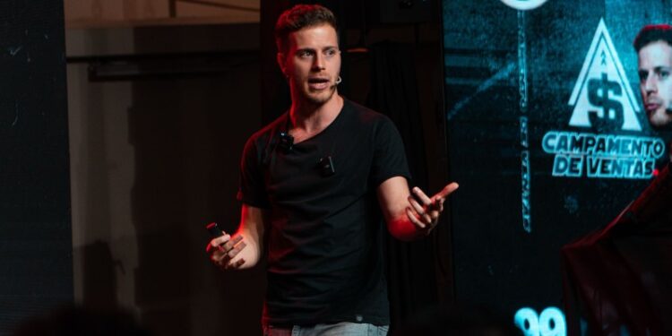 AI-Powered Sales Tech: Can Argentina’s Dragonchat Make Waves in the U.S.?