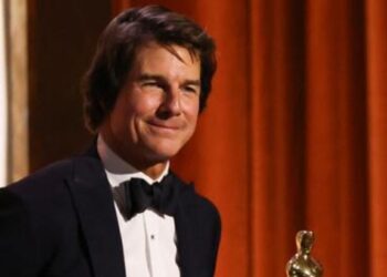 Tom Cruise Wins His First Oscar After Decades