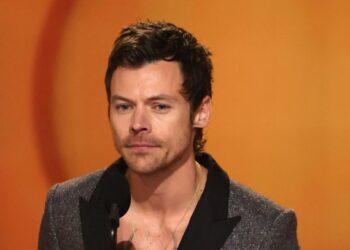 Harry Styles Debuted at No. 1 on the Billboard Hot 100 with “Aperture”
