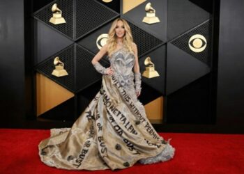 Simonetta Lein’s Statement Gown at the GRAMMYs 2026 Depicts Wearable Art at its Best 